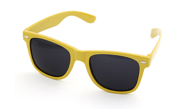 Gelbe Wayfarer-Brille