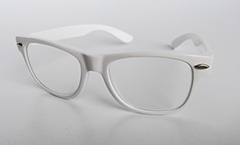Weisse Wayfarer-Sonnenbrille mit Klargläsern (ohne Korrektur) - Design nr. 3211